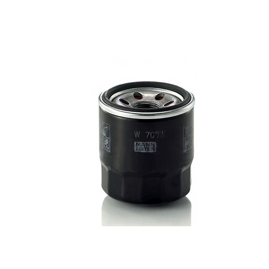 Фильтр масляный Hyundai Solaris, Rio, Kia Picanto, MANN W7023 / Oil Filter